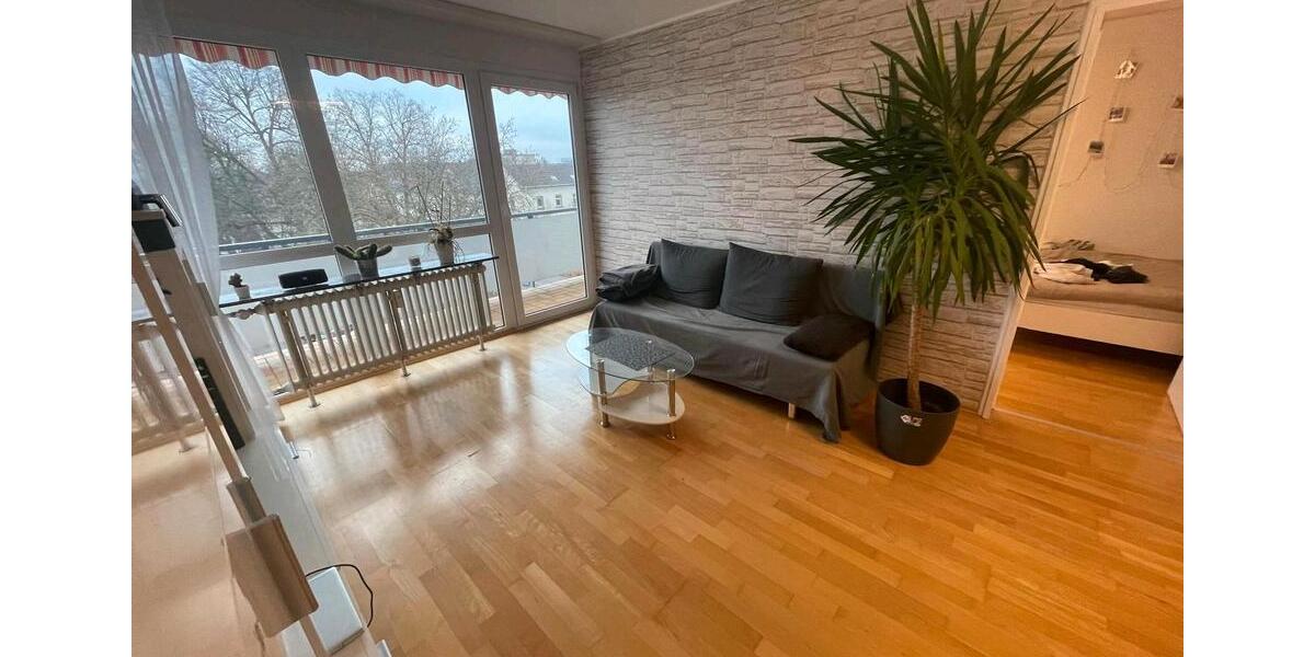 Schöne möbilierte 2 ZKB Wohnung mit Balkon Homburg City 2 zimmer