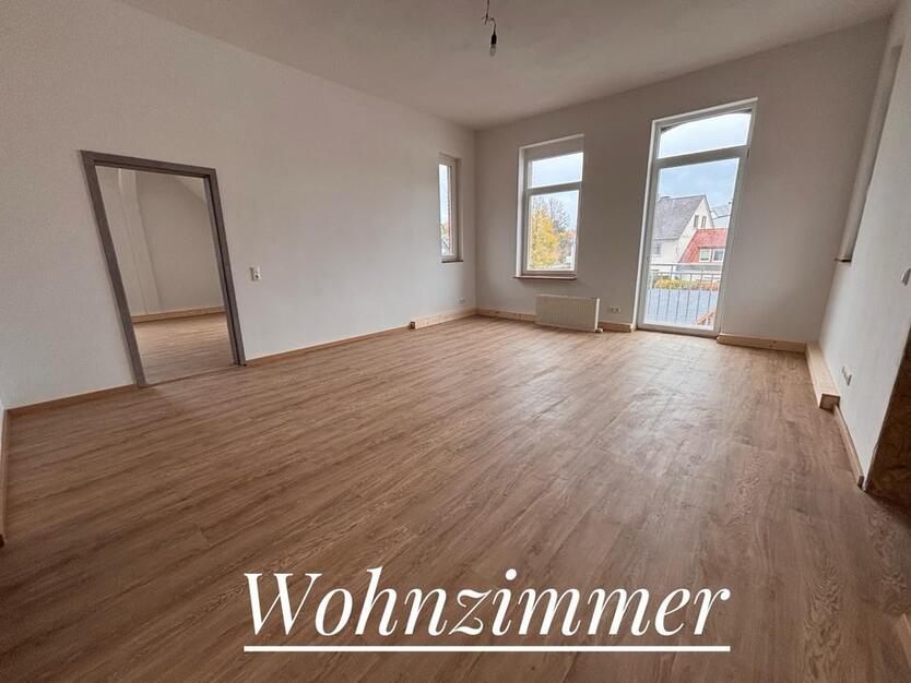 Großzügige 2-Zimmer-Wohnung im sanierten Altbau zimmer