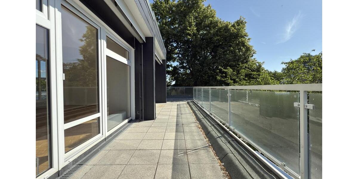 Einfamilienhaus Frankfurt am Main Nord-West - 5 Zimmer, 163 m&sup2;, 2.800&euro; | Angebot:25866995