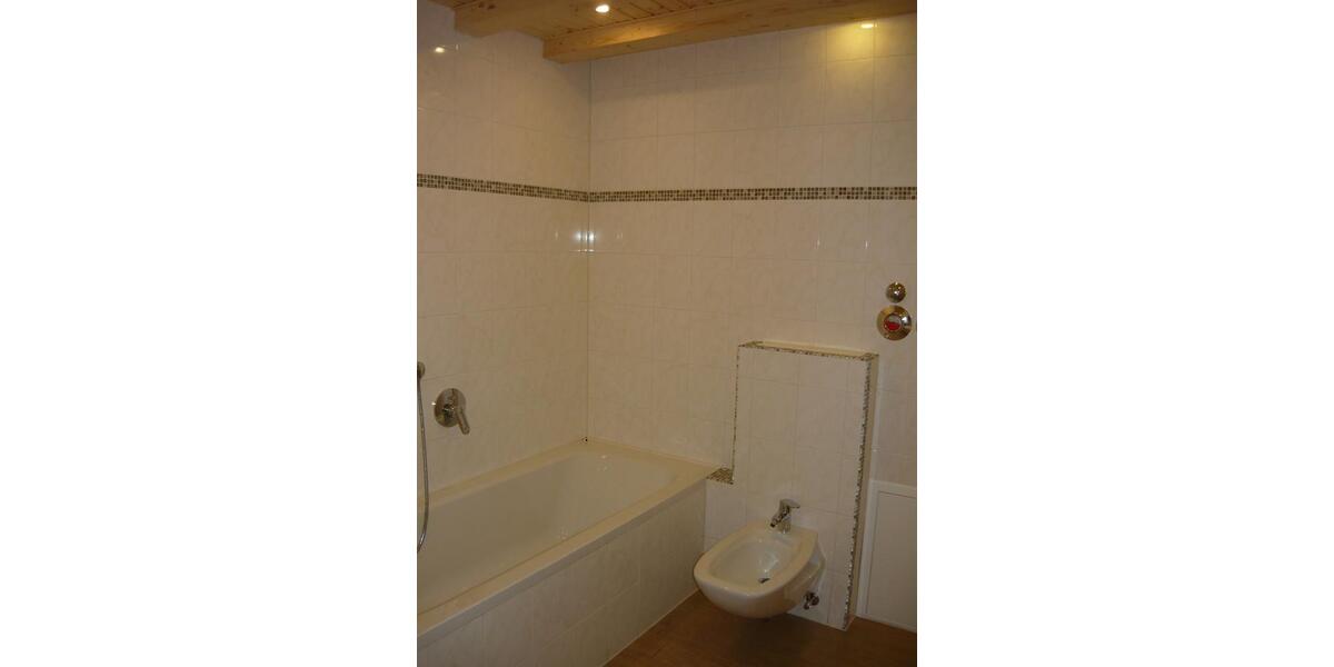 Wohnen auf Zeit Pfaffing - 1 Zimmer, 118 m&sup2;, 592&euro; | Angebot:25969745