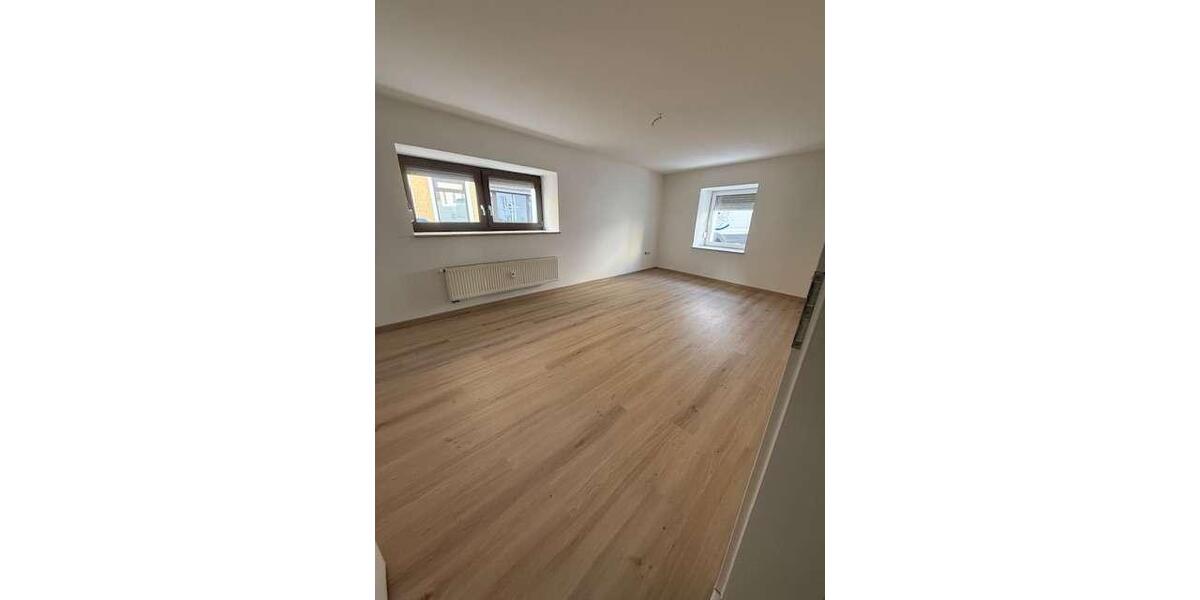 Erdgeschoßwohnung Waldkirchen - 3 Zimmer, 73 m&sup2;, 700&euro; | Angebot:24645901