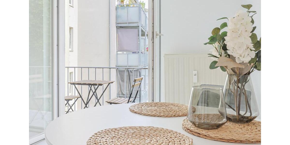 Wohnen auf Zeit Düsseldorf Pempelfort - 1 Zimmer, 41 m&sup2;, 1.600&euro; | Angebot:24587786