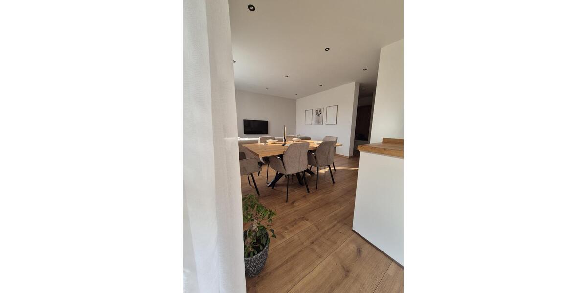 Helle 3-Zimmerwohnung zu vermieten 3 zimmer