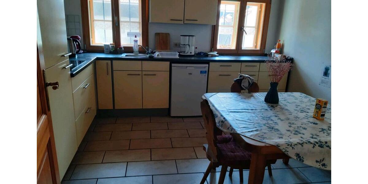 Wohnen auf Zeit Adlkofen - 4 Zimmer, 20 m&sup2;, 430&euro; | Angebot:24702316