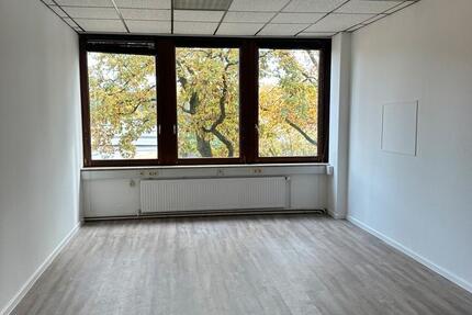 Gewerbeobjekt Schenefeld - 8&euro; | Angebot:24977960