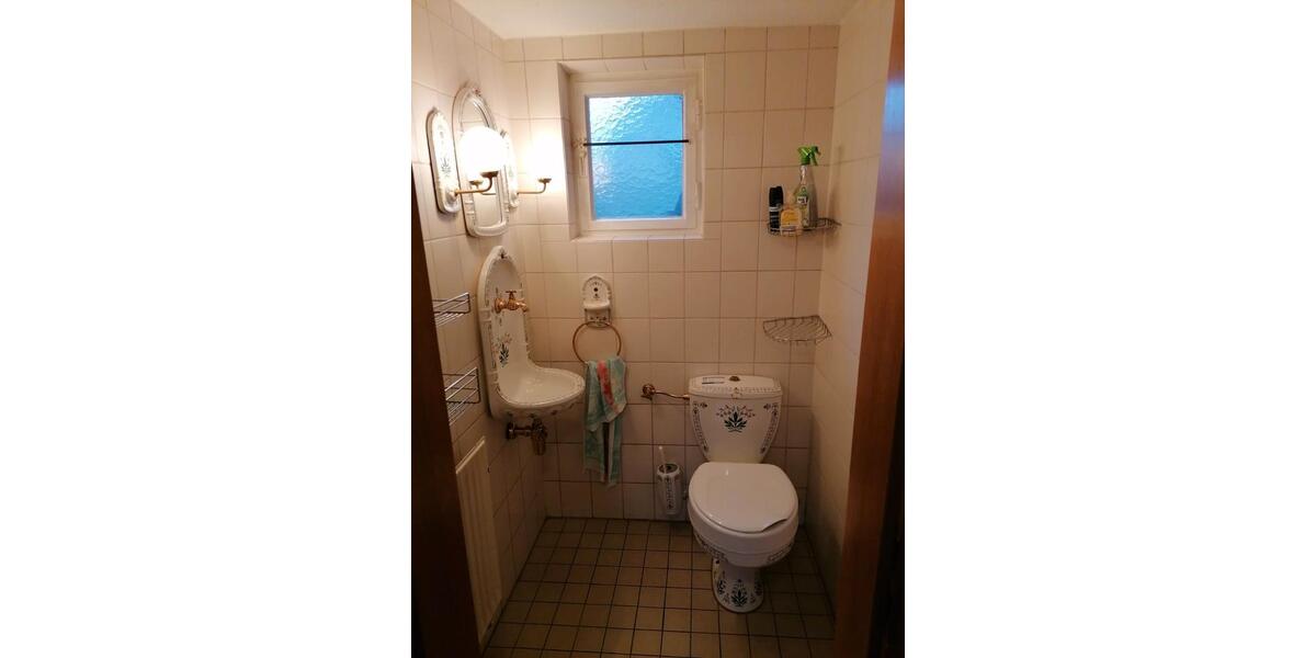 Einfamilienhaus Schweinfurt Bellevue - 2 Zimmer, 124 m&sup2;, 1.250&euro; | Angebot:26048186