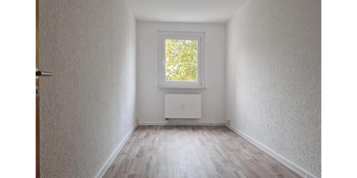 Etagenwohnung Hettstedt - 4 Zimmer, 70 m&sup2;, 328&euro; | Angebot:25257291