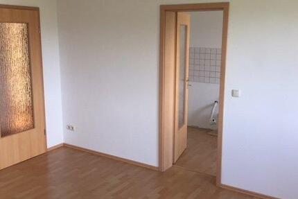 Wohnung Pößneck - 3 Zimmer, 68 m&sup2;, 450&euro; | Angebot:26132363