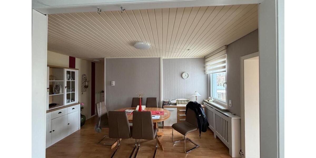 Dachgeschoßwohnung Eutin - 3 Zimmer, 83 m&sup2;, 950&euro; | Angebot:25867521