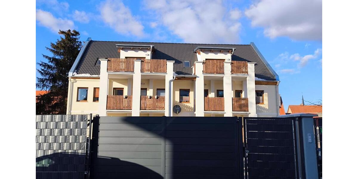 Dachgeschoßwohnung Burg - 2 Zimmer, 56 m&sup2;, 562&euro; | Angebot:25990022