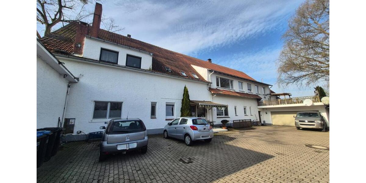 Dachgeschoßwohnung Lübbecke - 5 Zimmer, 190 m&sup2;, 950&euro; | Angebot:26232672