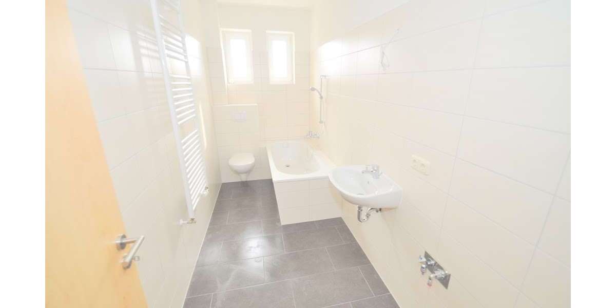 Etagenwohnung Prenzlau - 3 Zimmer, 79 m&sup2;, 750&euro; | Angebot:26760224