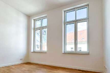 Wohnung Zwickau - 3 Zimmer, 114 m&sup2;, 949&euro; | Angebot:25275312