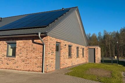 Haus Langenhorn - 4 Zimmer, 94 m&sup2;, 1.040&euro; | Angebot:26287913