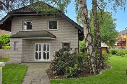 Haus Siegburg - 4 Zimmer, 160 m&sup2;, 2.500&euro; | Angebot:26935818
