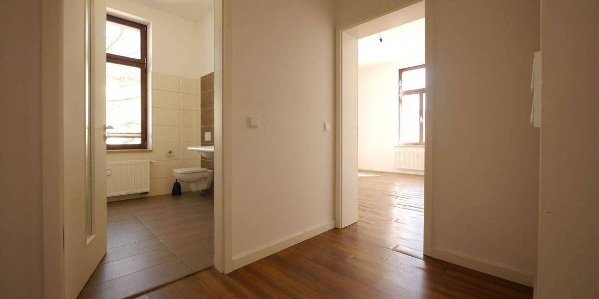 Etagenwohnung Weimar Nordvorstadt - 3 Zimmer, 120 m&sup2;, 1.080&euro; | Angebot:26080045