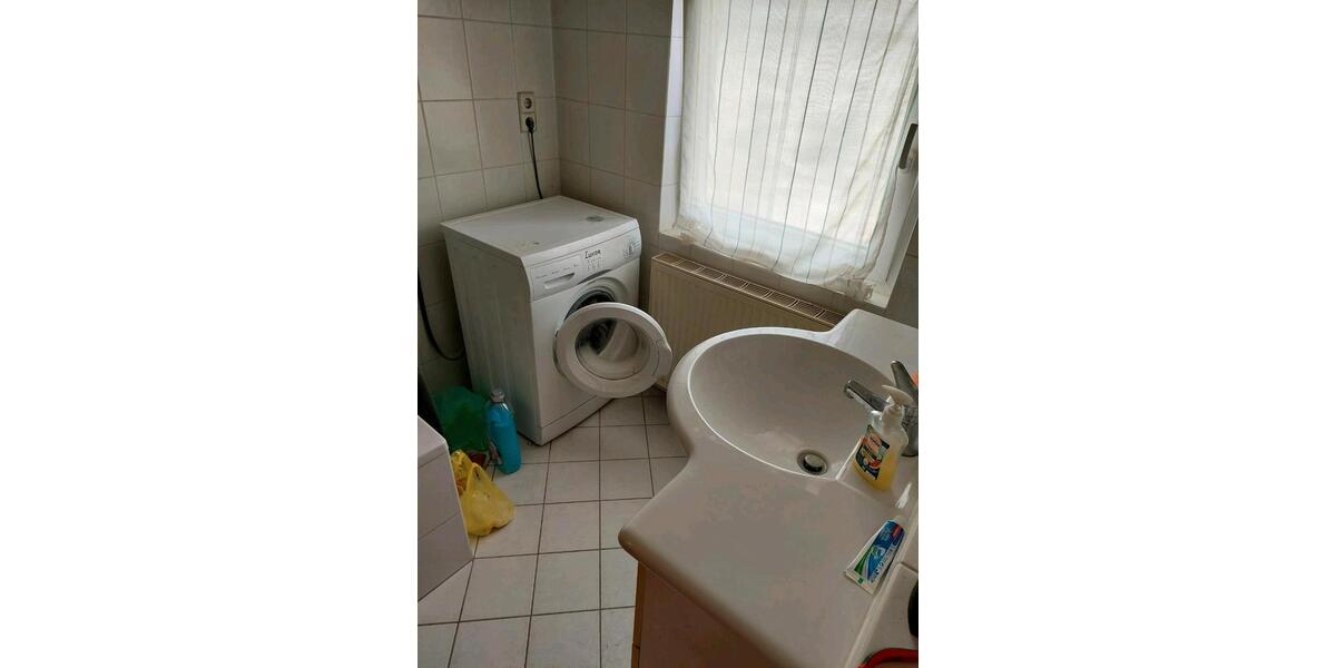 Dachgeschoßwohnung Tuttlingen - 4 Zimmer, 90 m&sup2;, 1.000&euro; | Angebot:26705312