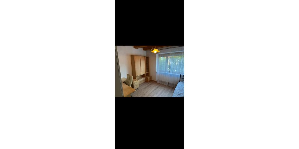 Etagenwohnung Lenting - 4 Zimmer, 14 m&sup2;, 470&euro; | Angebot:26511511