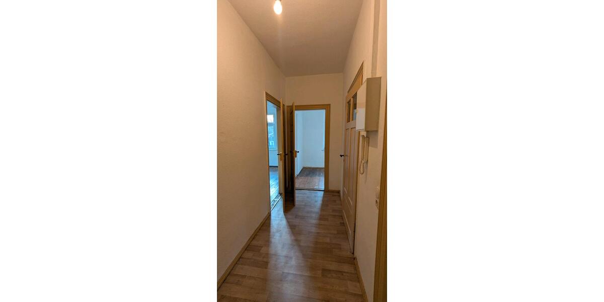 Etagenwohnung Waldheim - 3 Zimmer, 52 m&sup2;, 500&euro; | Angebot:25342722