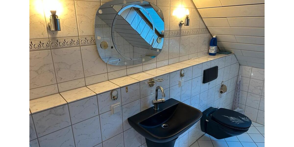 Großzügige 5ZKB Dachgeschosswohnung mit 2 Balkonen 5 zimmer