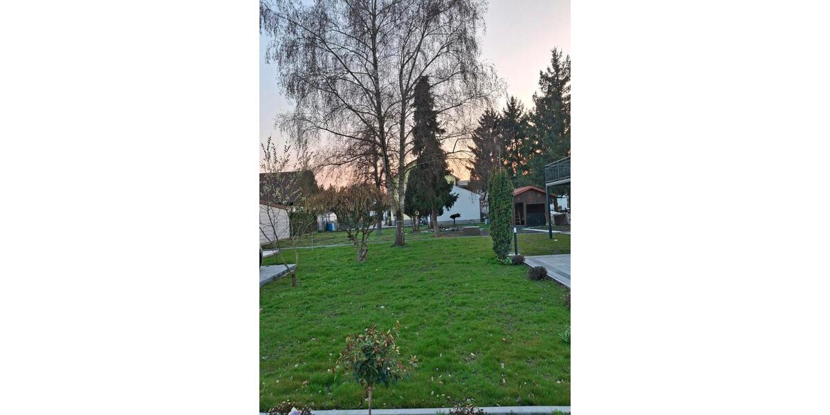 Erdgeschoßwohnung Essenbach - 3 Zimmer, 80 m&sup2;, 2.200&euro; | Angebot:25715422