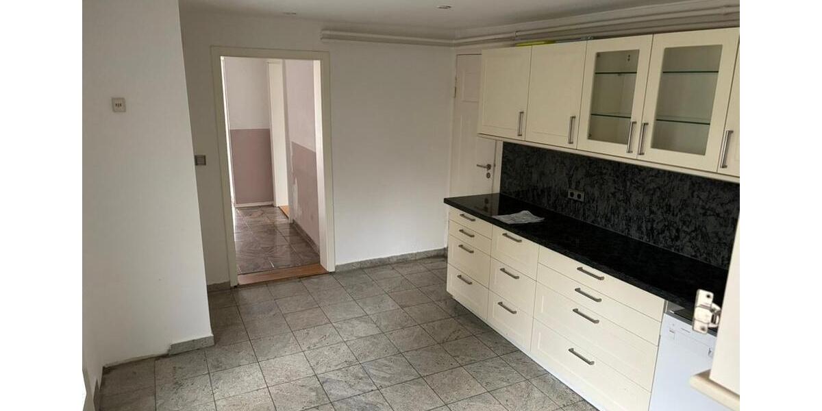 Erdgeschoßwohnung Albersdorf - 3 Zimmer, 90 m&sup2;, 750&euro; | Angebot:26044051