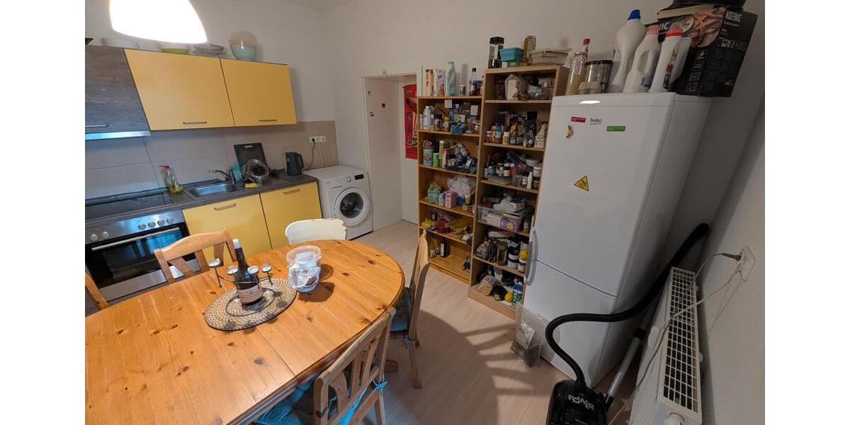 Wohnen auf Zeit Weimar - 16 Zimmer, 120 m&sup2;, 320&euro; | Angebot:26593355