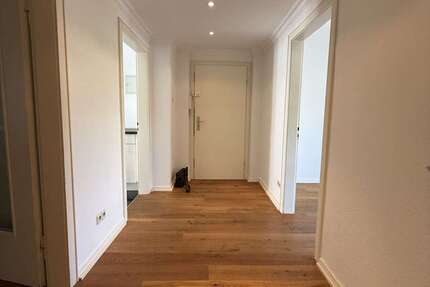 Wohnung Düsseldorf Oberkassel - 2.5 Zimmer, 70 m&sup2;, 1.300&euro; | Angebot:27014436