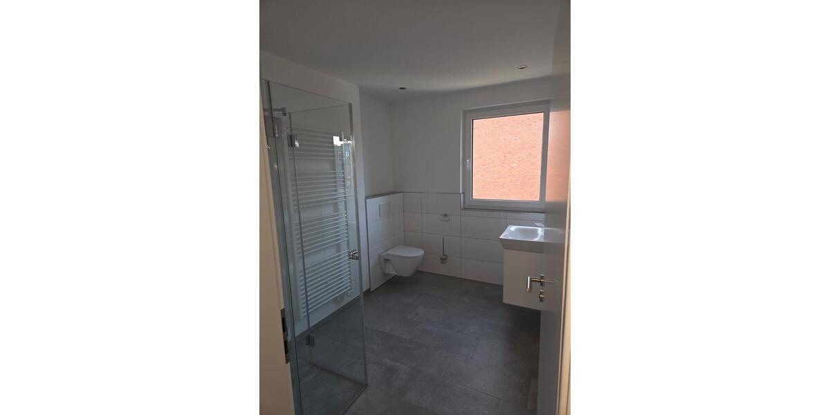 Wohnen auf Zeit Lingen (Ems) Damaschke - 2.5 Zimmer, 85 m&sup2;, 1.450&euro; | Angebot:23822734