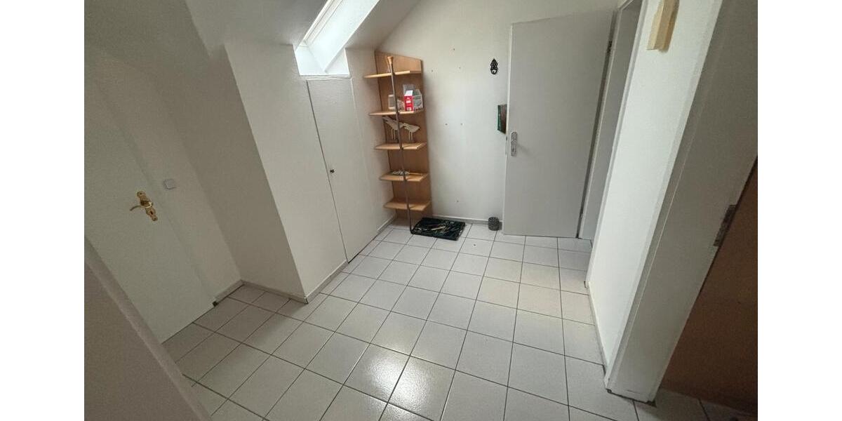 Dachgeschoßwohnung Meinersen - 2 Zimmer, 50 m&sup2;, 750&euro; | Angebot:26629478