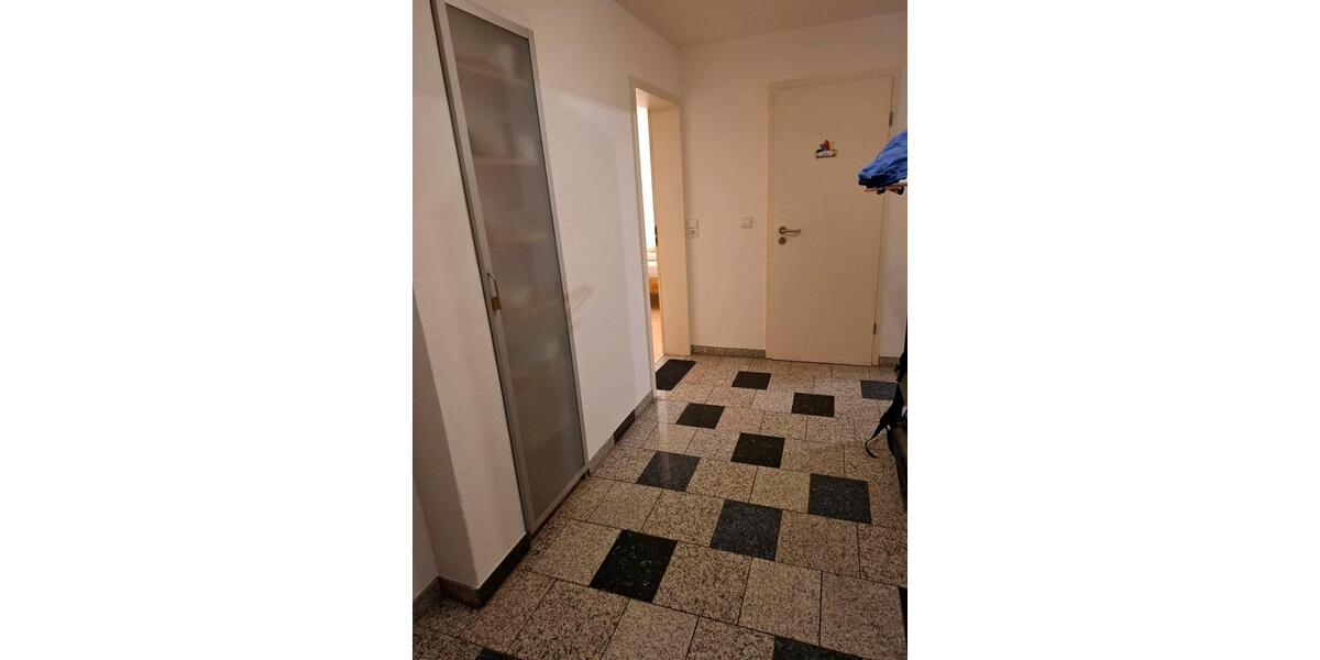 Dachgeschoßwohnung Wernau (Neckar) - 4 Zimmer, 70 m&sup2;, 1.830&euro; | Angebot:26320165