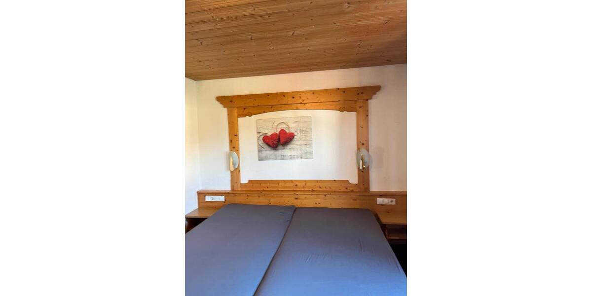 Wohnen auf Zeit Großbottwar - 10 Zimmer, 11 m&sup2;, 550&euro; | Angebot:24535157