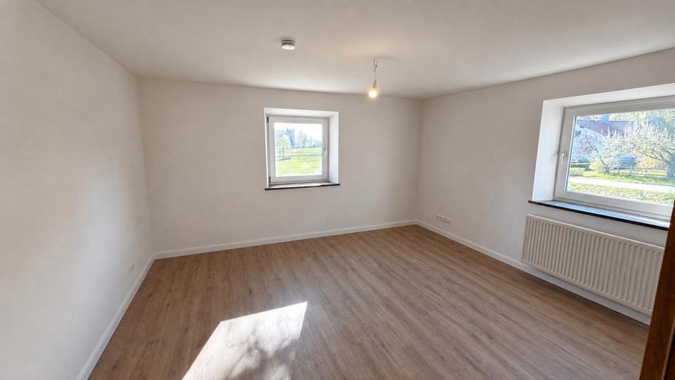 Erdgeschoßwohnung Zwiesel - 4 Zimmer, 80 m&sup2;, 585&euro; | Angebot:26671320