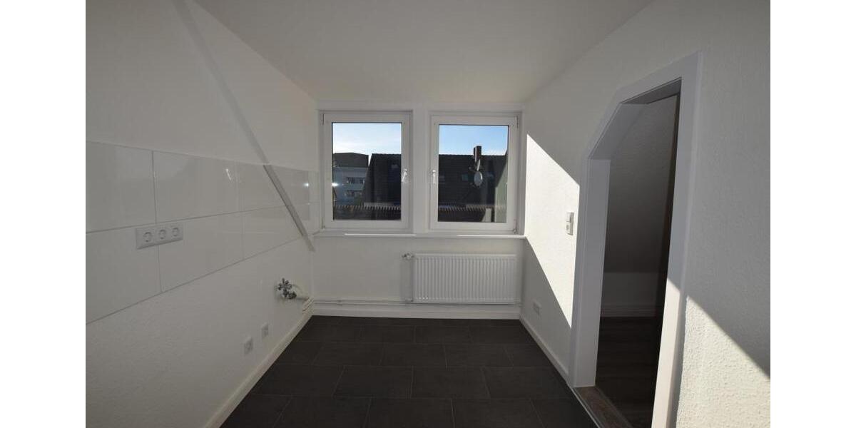 Dachgeschoßwohnung Hameln - 2 Zimmer, 50 m&sup2;, 350&euro; | Angebot:26671606