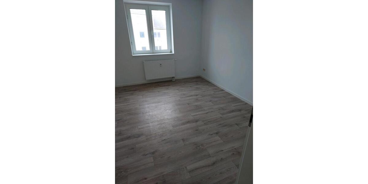 Etagenwohnung Köthen (Anhalt) - 3 Zimmer, 68 m&sup2;, 560&euro; | Angebot:26195835