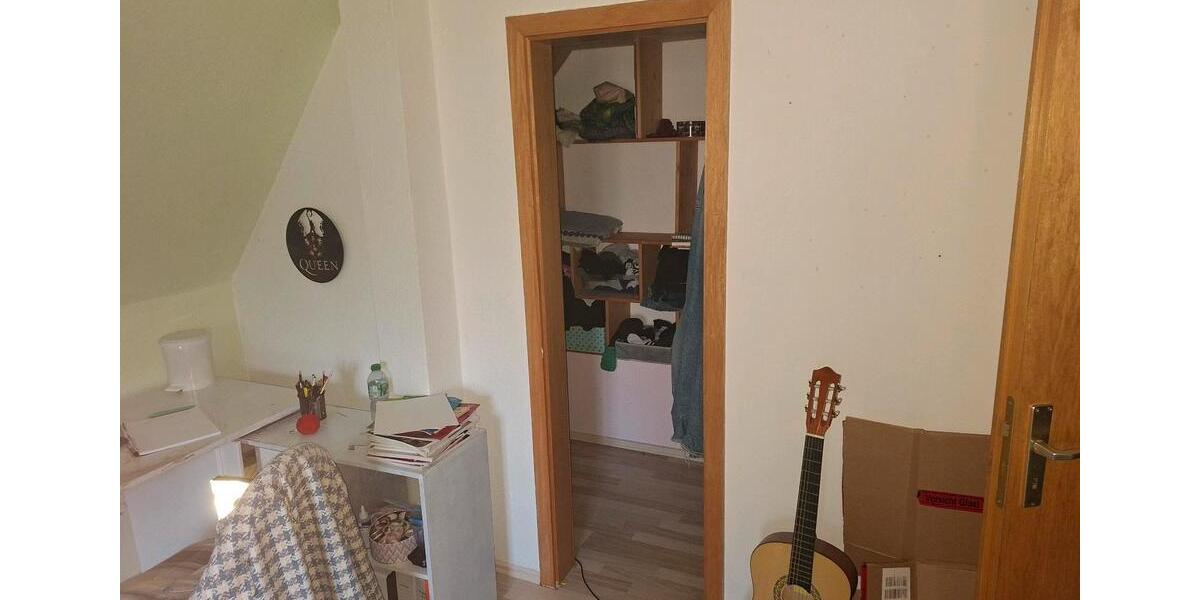 Doppelhaushälfte Schortens - 6 Zimmer, 120 m&sup2;, 850&euro; | Angebot:26025770
