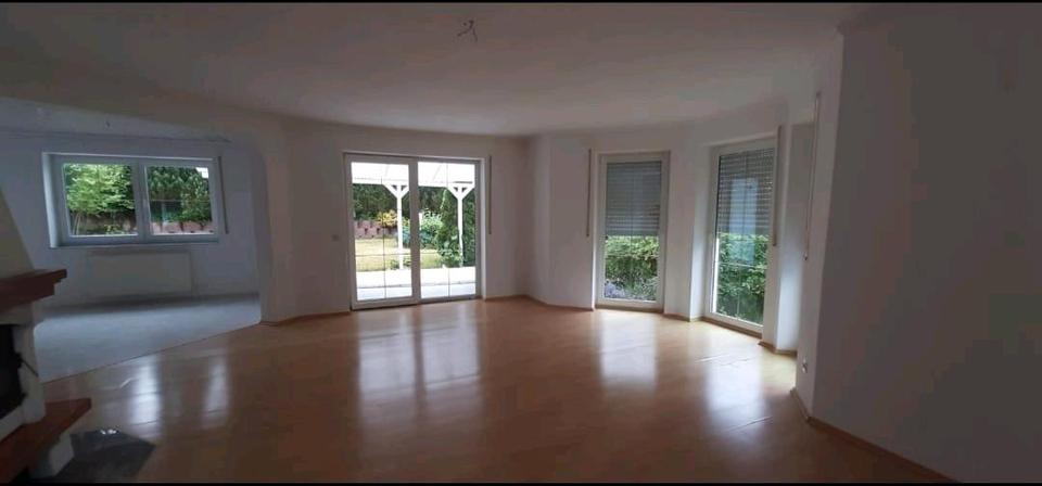 Erdgeschoßwohnung Weihenzell - 4 Zimmer, 161 m&sup2;, 1.600&euro; | Angebot:26602921