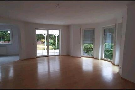 Wohnung Weihenzell - 4 Zimmer, 161 m&sup2;, 1.600&euro; | Angebot:26602921