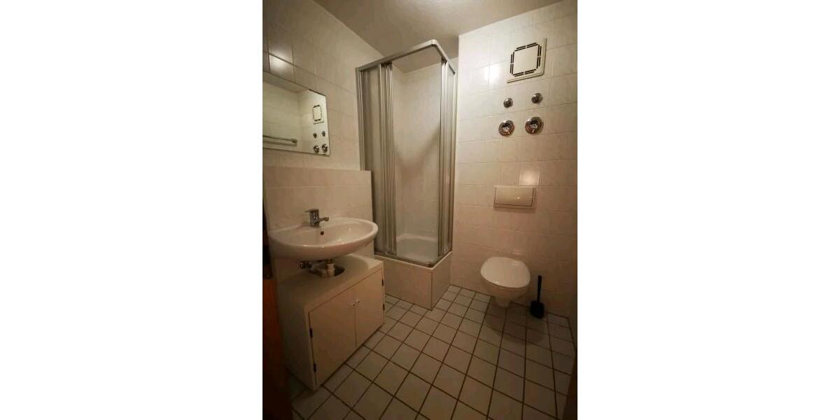 Erdgeschoßwohnung Hof Altstadt - 1 Zimmer, 35 m&sup2;, 470&euro; | Angebot:24847036