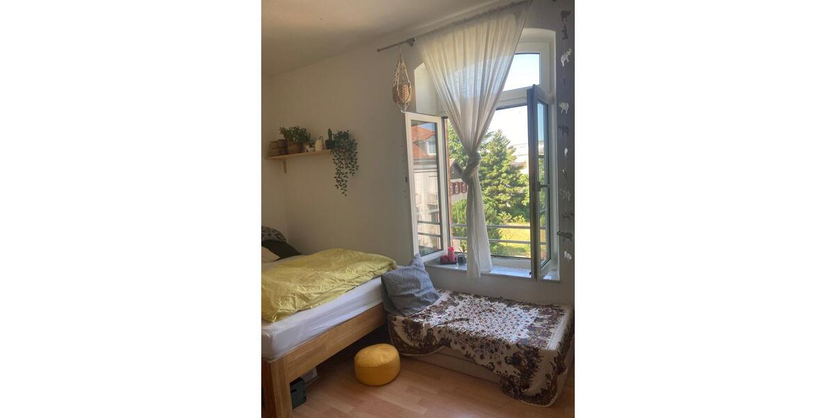 Schöne 4er Frauen WG nahe ZentrumBahnhof mit 2 Bädern 15 zimmer