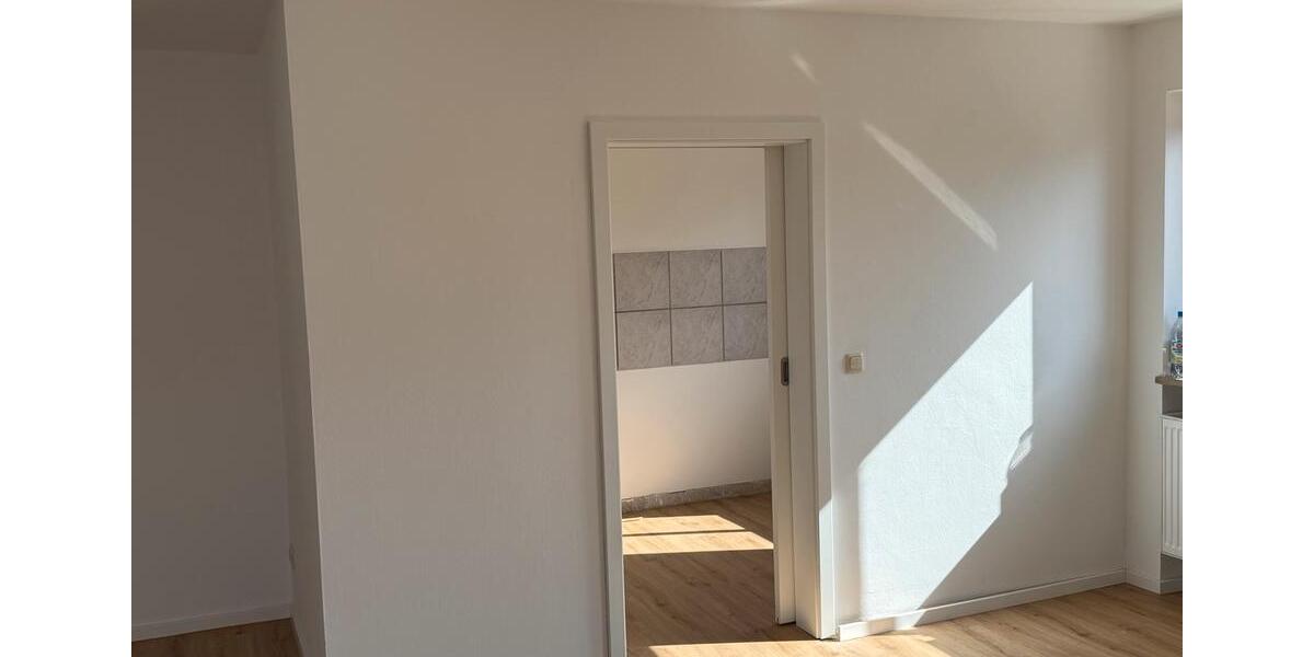 Dachgeschoßwohnung Burglengenfeld - 3 Zimmer, 96 m&sup2;, 950&euro; | Angebot:25282310
