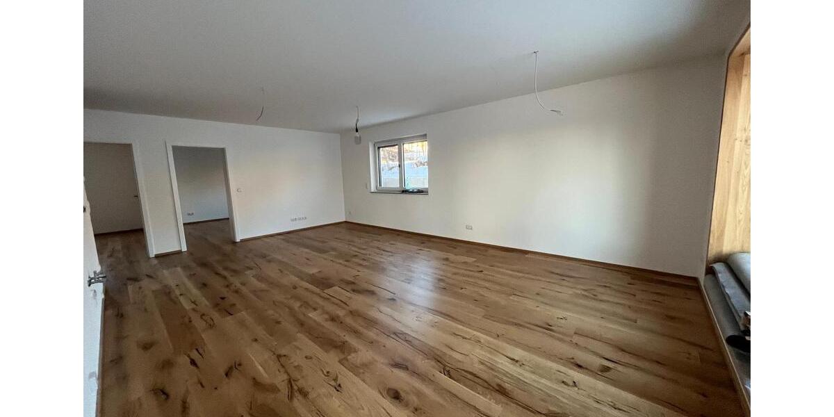 Erdgeschoßwohnung Wegscheid - 3 Zimmer, 77 m&sup2;, 775&euro; | Angebot:24605107