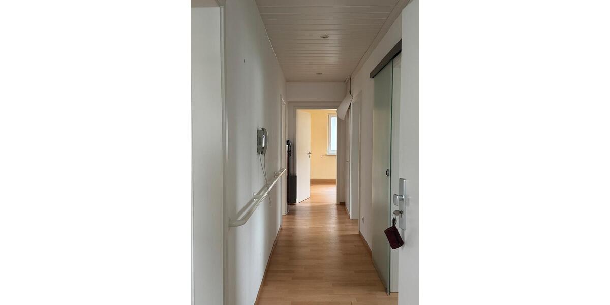 Etagenwohnung Göppingen - 4 Zimmer, 78 m&sup2;, 1.050&euro; | Angebot:25948415