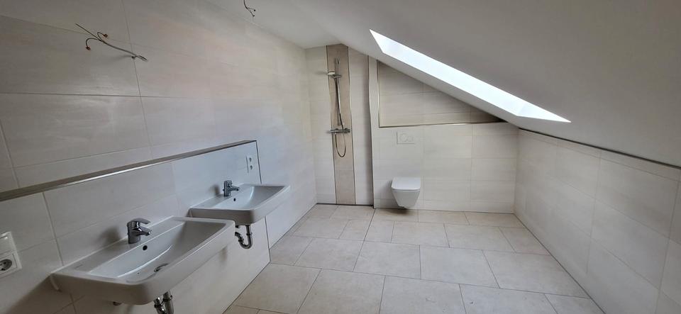 Dachgeschoßwohnung Barßel - 4 Zimmer, 90 m&sup2;, 900&euro; | Angebot:26477590