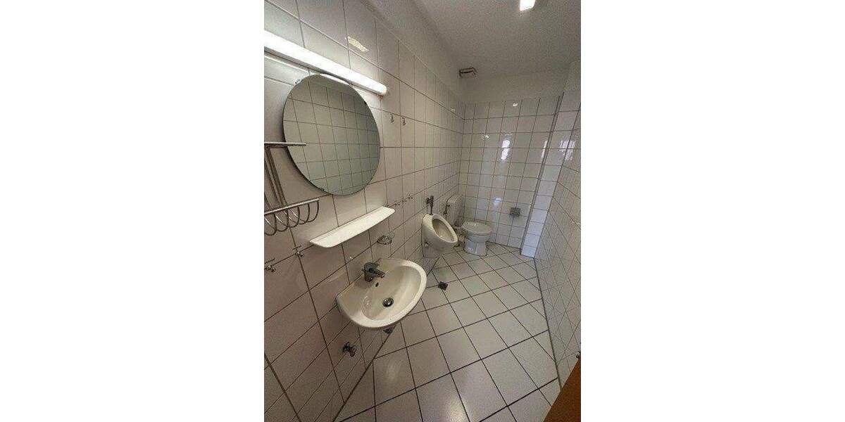 Gewerbeobjekt Harsefeld - 7 Zimmer, 190 m&sup2;, 1.805&euro; | Angebot:25701399