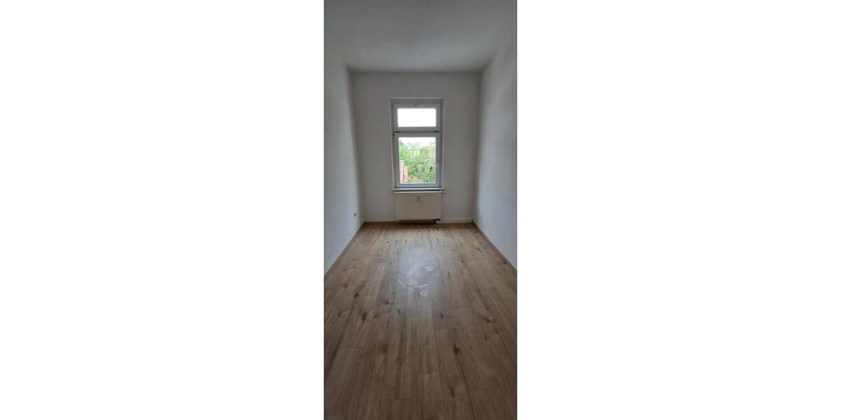 Etagenwohnung Wurzen - 4 Zimmer, 90 m&sup2;, 600&euro; | Angebot:26490308