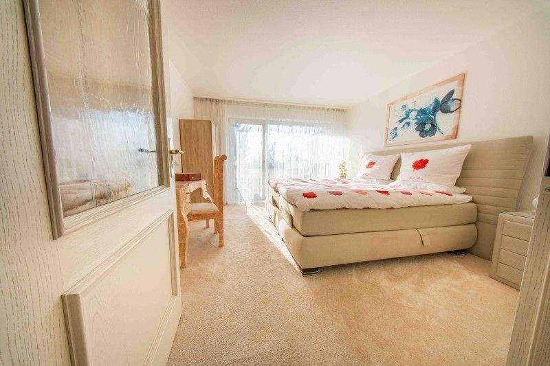 Mehrfamilienhaus, Wohnhaus Mönchengladbach Dohr - 4 Zimmer, 130 m&sup2;, 1.599&euro; | Angebot:25834455