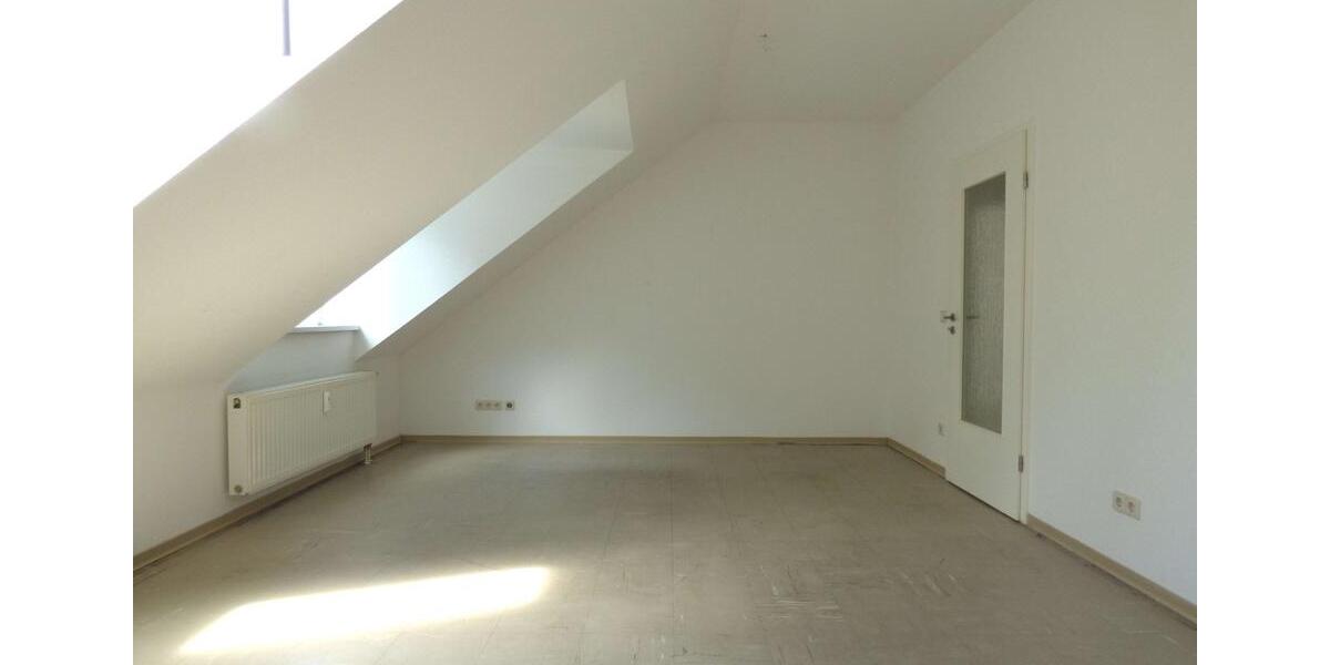 Dachgeschoßwohnung Bad Freienwalde (Oder) - 1 Zimmer, 42 m&sup2;, 314&euro; | Angebot:24415983