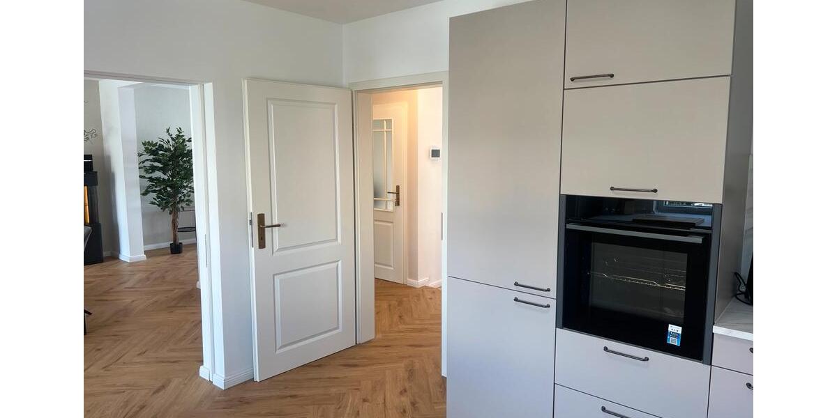 Etagenwohnung Braunschweig Lehndorf-Watenbüttel - 4 Zimmer, 150 m&sup2;, 2.400&euro; | Angebot:25948877