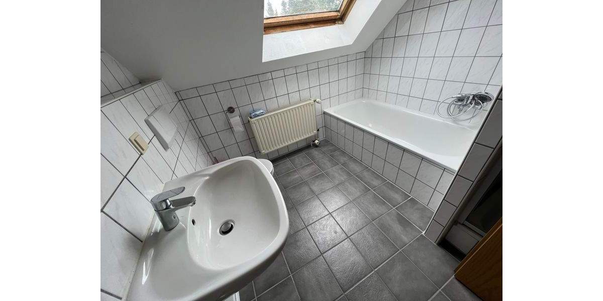 Etagenwohnung Isenbüttel - 2 Zimmer, 65 m&sup2;, 595&euro; | Angebot:24298339